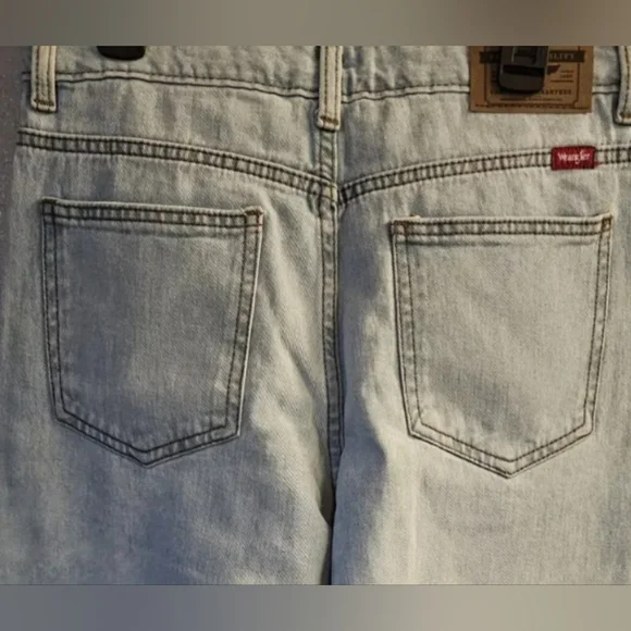 Wrangler Five Star Loose Jeans Boys Size 14 Adj. Waist Light Wash - Picture 3 of 4
